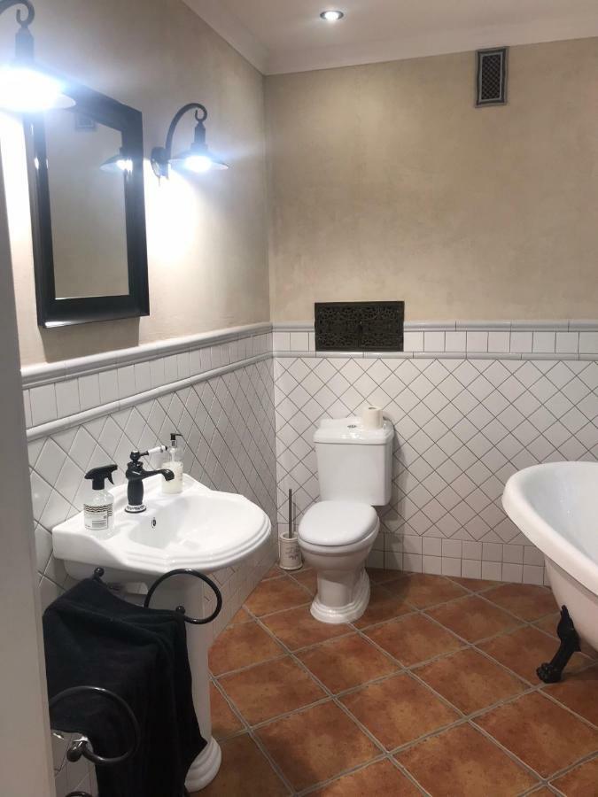 55m² 2 slaapkamer, 1 privé badkamer Appartement in Wroclaw stadscentrum Buitenkant foto