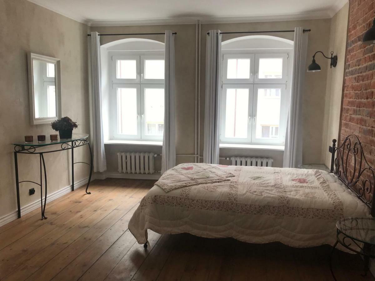 55m² 2 slaapkamer, 1 privé badkamer Appartement in Wroclaw stadscentrum Buitenkant foto